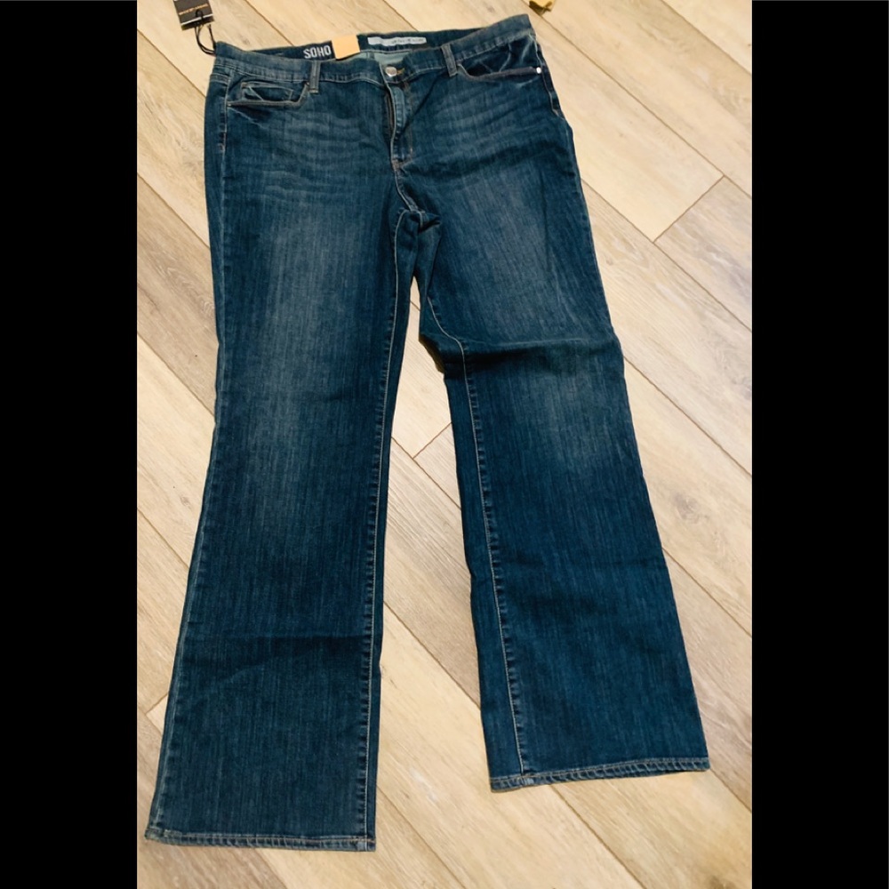 Womens DKNY jeans